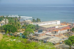 View of Surfers from Kontiki Inn in Máncora