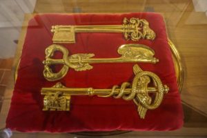Keys to city presented to Bonaparte